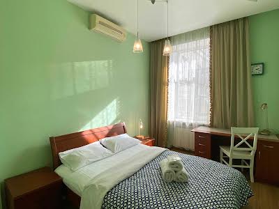 квартира за адресою Бессарабська пл., 5