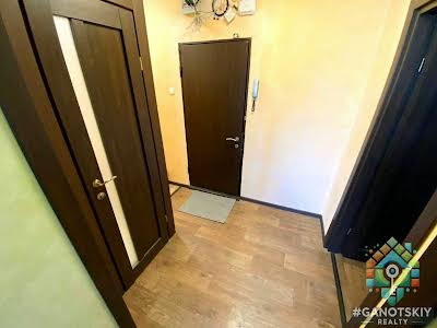 квартира за адресою Героїв пров., 32