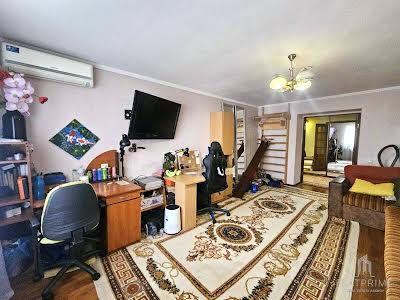 квартира за адресою Драгоманова вул., 44-А