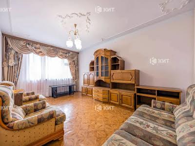 квартира за адресою Наталії Ужвій вул., 112