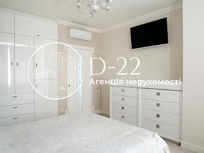 квартира по адресу Ревуцкого ул., 40-Г