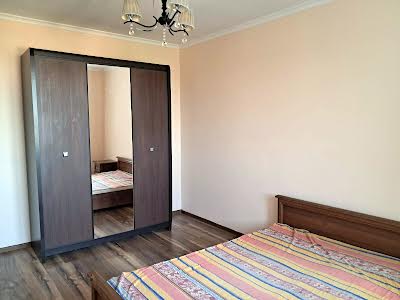 квартира за адресою Винники, Андрія Сахарова вул., 13