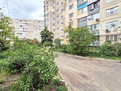 квартира по адресу Приречная ул., 9-А