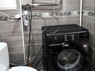 квартира за адресою Новомостицька вул., 8