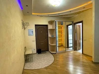 квартира за адресою Авіаконструктора Ігоря Сікорського вул. (Танкова), 1-Б