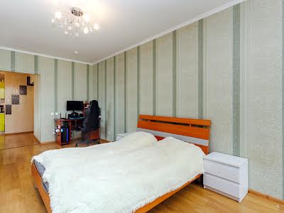 квартира по адресу Анны Ахматовой ул., 22