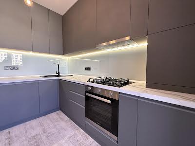 квартира за адресою Боголюбова, 33