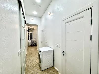 квартира за адресою Мала Житомирська вул., 5