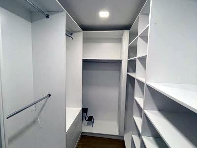 квартира за адресою Ділова вул. (Димитрова), 2Б