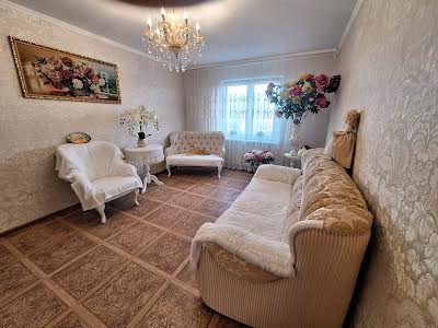 квартира за адресою Здолбунівська вул., 13