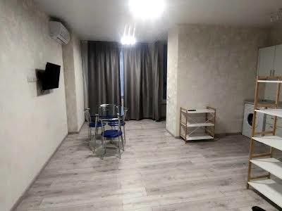 квартира за адресою Петропавлівська вул., 40
