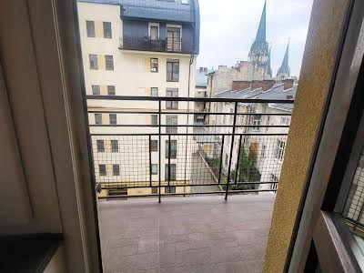 квартира за адресою Голубовича С., 37