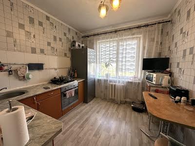 квартира за адресою Євгенія Логінова вул. (Крилова), 48