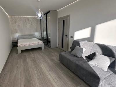 квартира за адресою Августина Волошина вул., 2