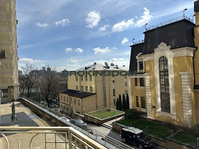 квартира за адресою Володимирська вул., 49а