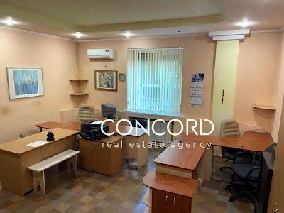 комерційна за адресою Митрофана Довнар-Запольського вул., 4