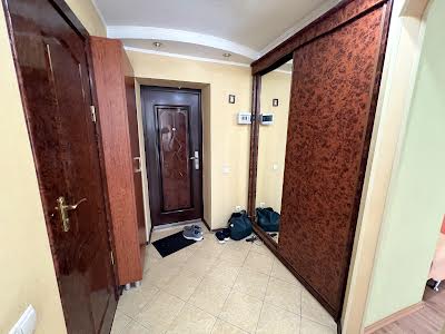 квартира по адресу Андрея Первозванного ул. (Стахурського), 40