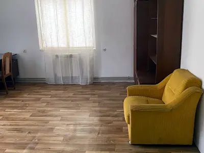 квартира за адресою Луганська вул., 12