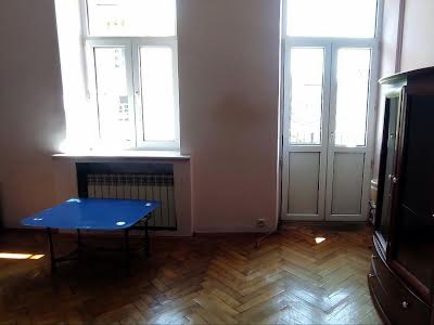 квартира за адресою Лисенка вул., 4