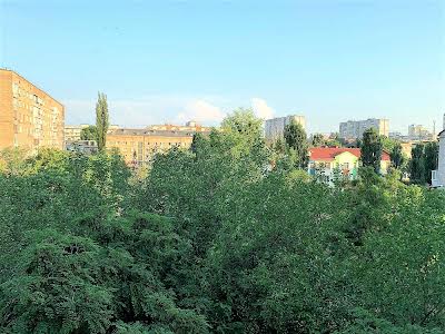квартира за адресою Новодарницька вул., 27