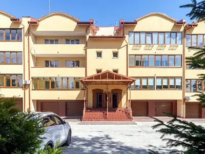 квартира по адресу Мікльоша Карла, 3