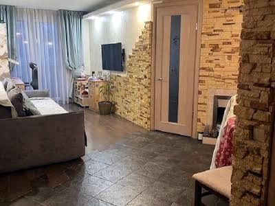 квартира за адресою Генерала Генадія Воробйова вул. (Курська), 12-Б