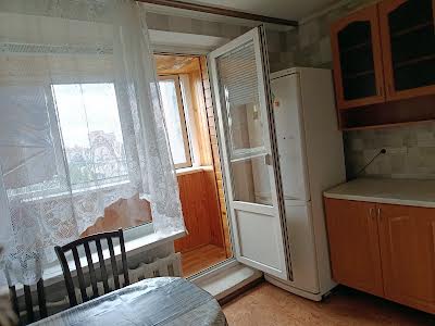 квартира за адресою Березняківська вул., 16