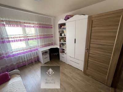 квартира за адресою Автозаводська вул., 6