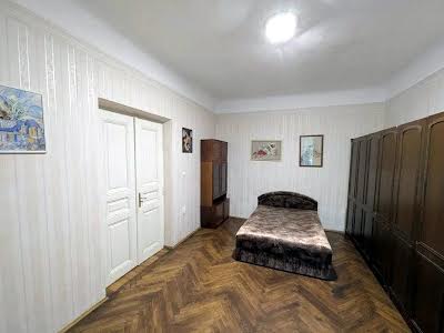 квартира за адресою Глибока вул., 10