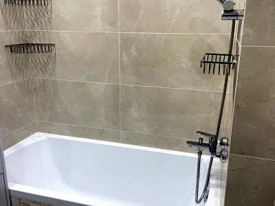 квартира за адресою Дніпровська набережна вул., 16-Г
