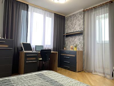 квартира по адресу Киев, Срибнокильская ул., 1
