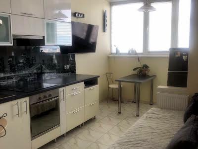 квартира за адресою Рональда Рейгана вул., 40