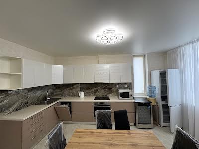 квартира за адресою Регенераторна вул., 4 к9