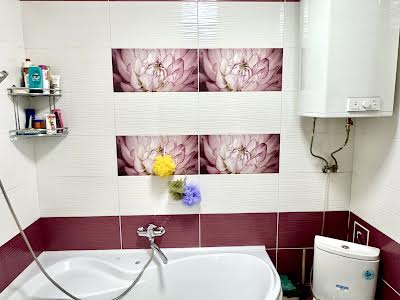 квартира за адресою Середня вул., 24 к3