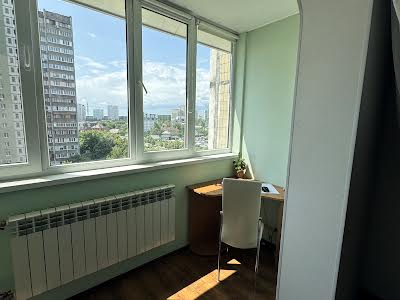 квартира за адресою Академіка Єфремова вул. (Командарма Уборевича), 25