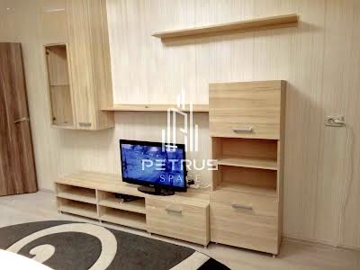 квартира за адресою Григорія Ващенка вул., 3