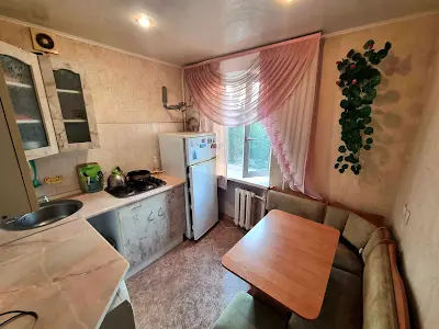 квартира по адресу Дмитрия Апухтина ул., 25