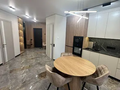квартира за адресою Дніпровська набережна вул., 15-Є