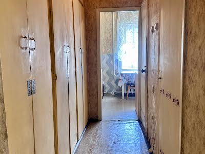 квартира за адресою Червоної Калини просп. (Володимира Маяковського), 46