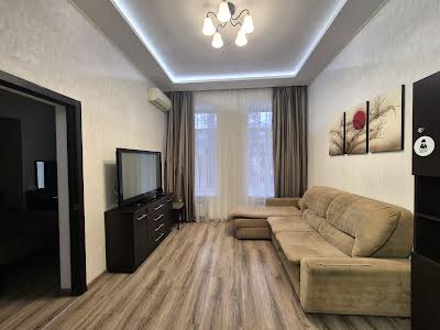 квартира за адресою Пастера вул., 26