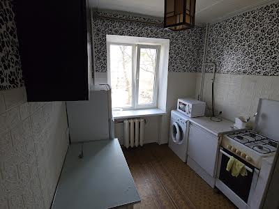 квартира за адресою Дегтярівська вул., 43/9