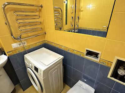 квартира за адресою Федора Ернста вул., 6