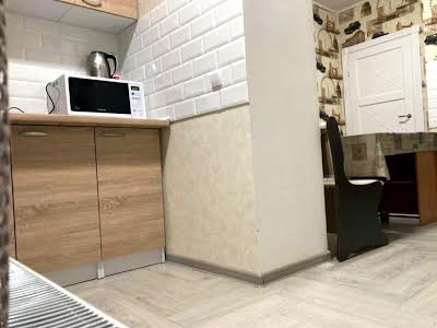 квартира за адресою Небесної Сотні, 26