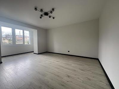 квартира за адресою Івана Мазепи вул., 3