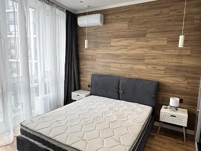 квартира за адресою Зарічна вул., 2к2