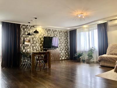 квартира за адресою Панікахи вул., 117