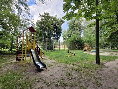 квартира за адресою Академіка Глушкова просп., 32