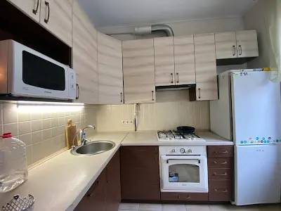 квартира за адресою Карела Чапека вул. (Юліуса Фучика), 2