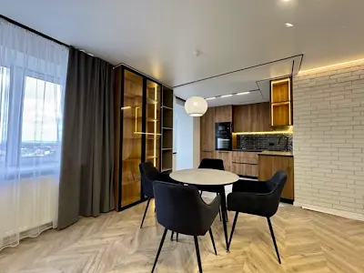 квартира за адресою Леся Курбаса вул., 10