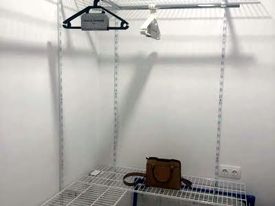 квартира за адресою Пулюя І., 40